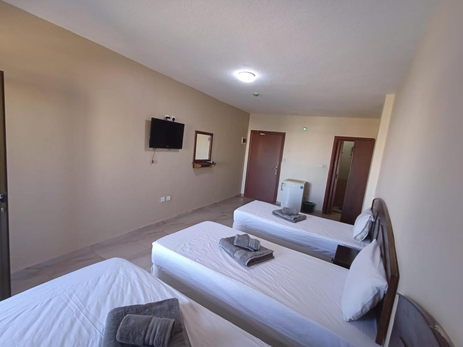 Baraka Al Aqaba Hotel Suites ภายนอก รูปภาพ