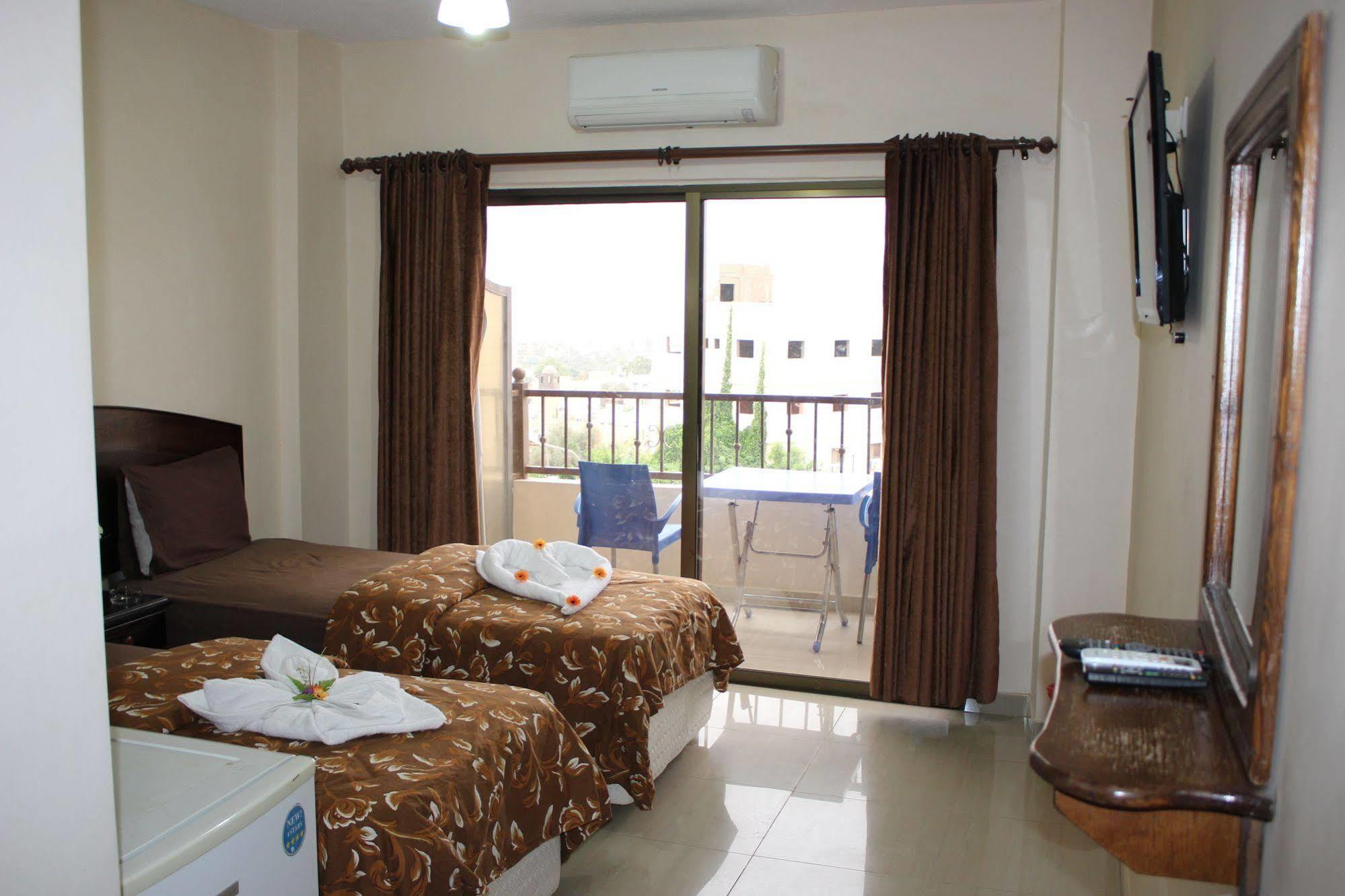 Baraka Al Aqaba Hotel Suites ภายนอก รูปภาพ